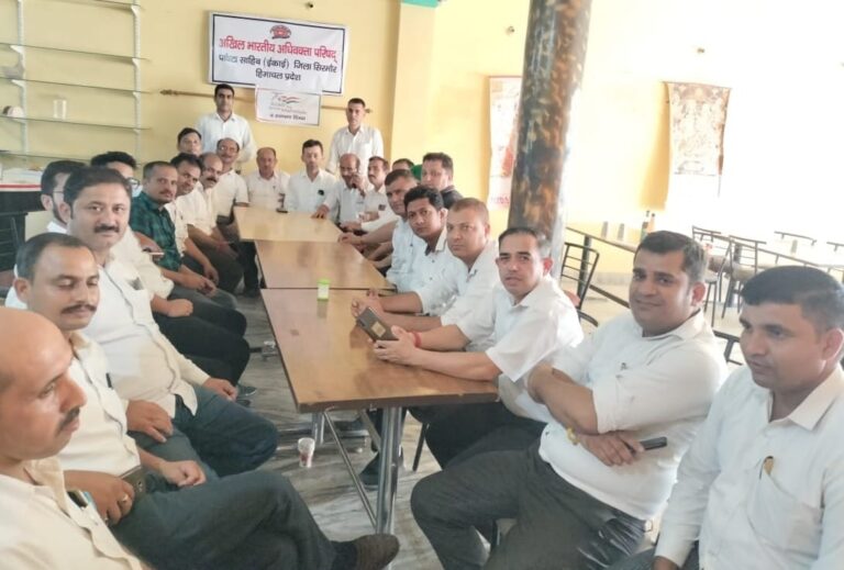 अधिवक्ताओं ने मनाया भारतीय परिषद स्थापना दिवस समारोह…