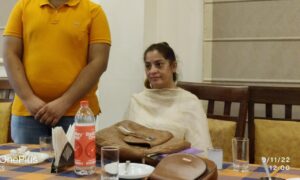 विशाल कपूर को नहीं रखने दिया गया अपना पक्ष जबरन पत्रकार वार्ता में घुसी सीमा कपूर...
