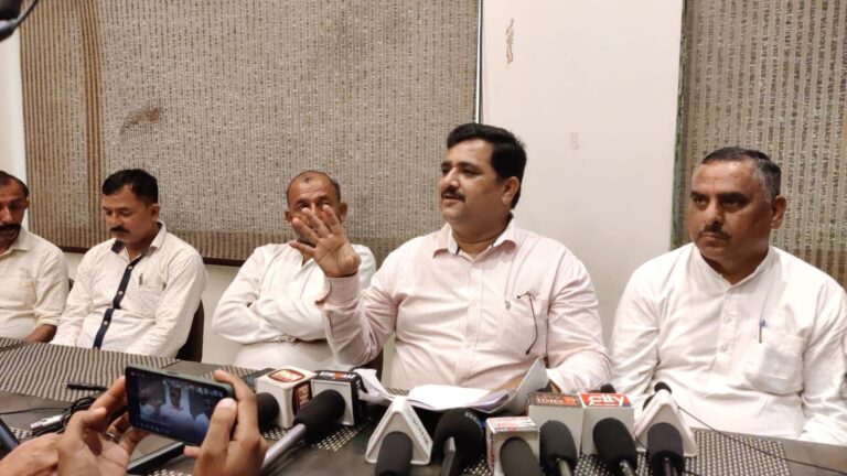भाजपा मंडल अध्यक्ष अरविंद गुप्ता ने बनवाया फर्जी कृषक प्रमाण पत्र…मनीष