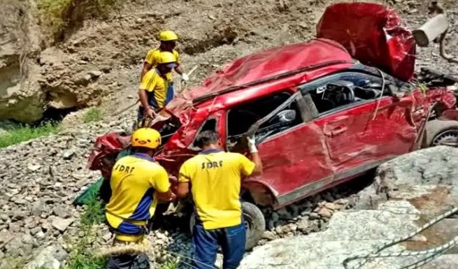 500 फ़ीट नीचे टौंस नदी में गिरी कार…तीन हिमाचली युवकों की मौत..