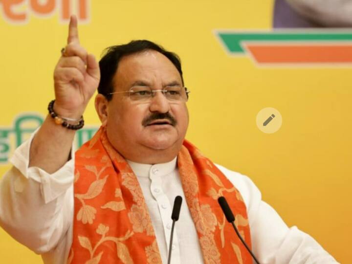 कांग्रेस में जो पढ़ता है वह लिखता नहीं और जो लिखता है वह पढ़ता…जेपी नड्डा