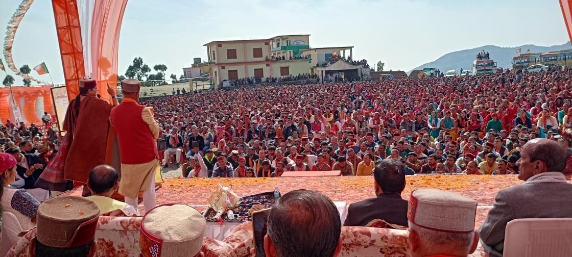 श्री रेणुका जी पहुंची स्मृति ईरानी…मायना बाग में संकल्प रैली का आयोजन….
