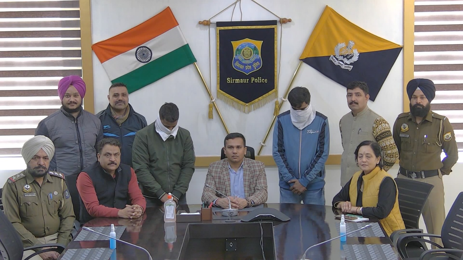 19 लाख की online ठगी करने वाले पहुंचे सलाखों के पीछे…सिरमौर पुलिस टीम की बड़ी कामयाबी…