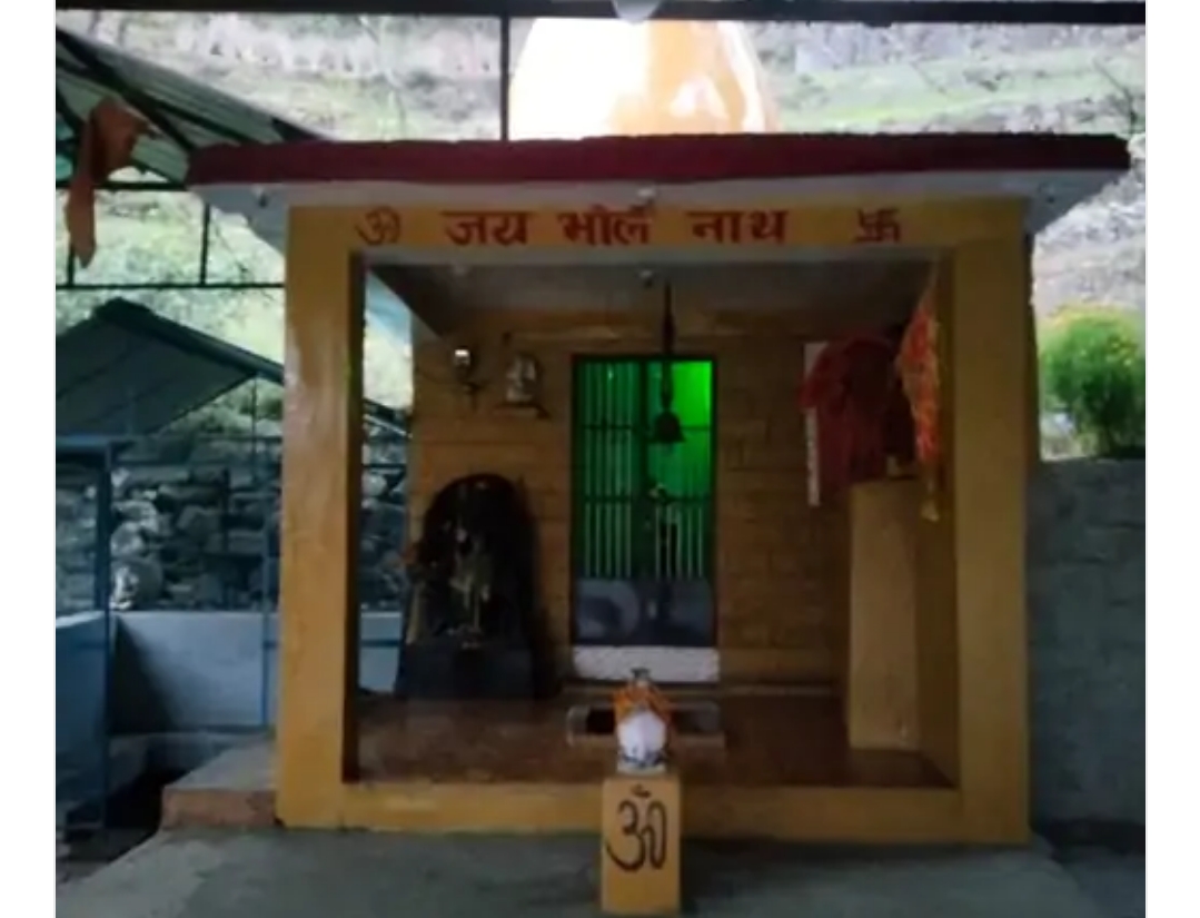 दलित परिवार को मंदिर में पूजा नहीं किए जाने को लेकर मामला दर्ज… मंदिर कमेटी ने आरोप निकारे…
