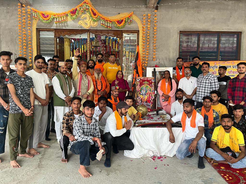 शस्त्र पूजन के साथ नारी शक्ति को याद करवाई मान सम्मान से जीने की बात…*