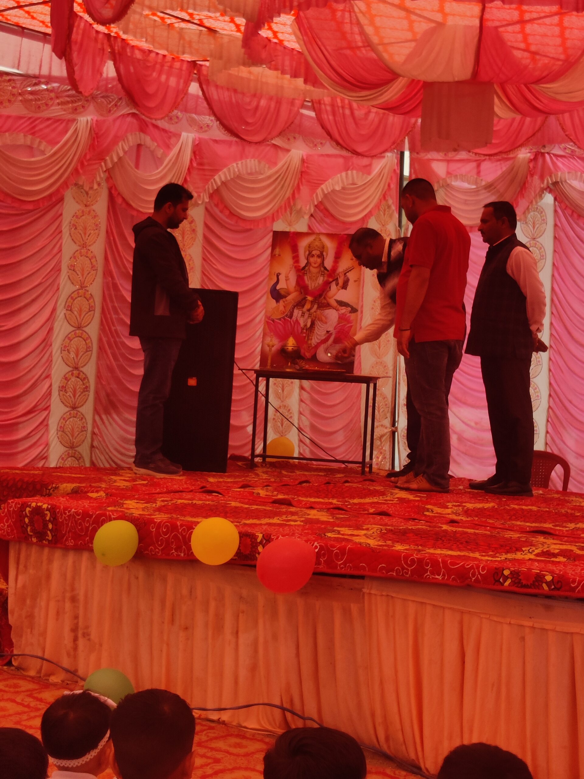 AKM PUBLIC school ददाहू में आयोजित एनुअल फंक्शन का शुभारंभ…