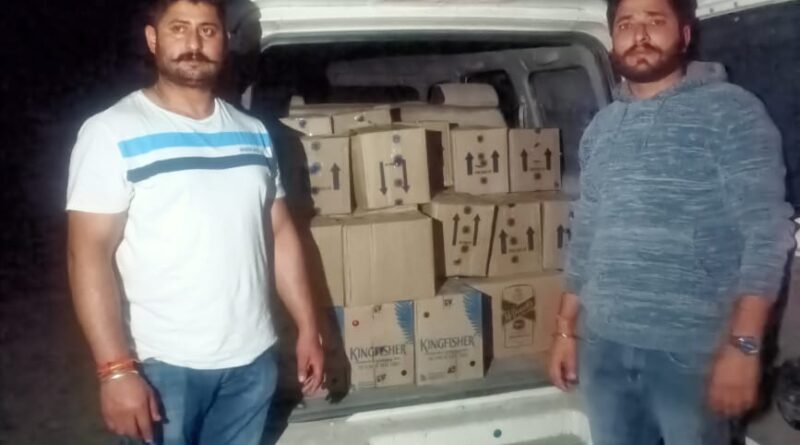 कोलर में अब इस गाड़ी से मिली शराब की 396 बोतलें… आरोपी फरार