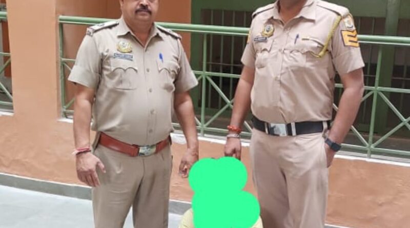 पड़ोसन ने पकड़ावाया चोरी का आरोपी…Police ने किया गिरफतार… पढ़िए कैसे आया गिरफ्त में