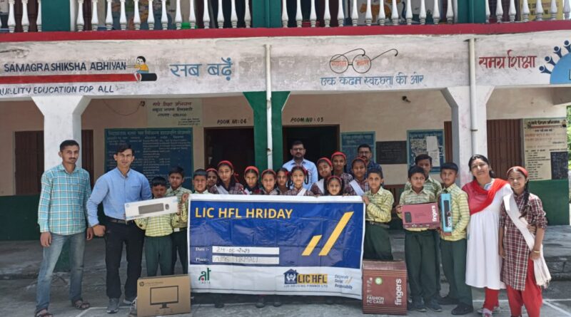 NGO ने की पहल सरकारी स्कूल को भेंट किया कम्प्यूटर और टाइलें …