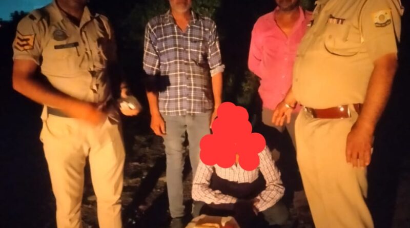 14 लीटर अवैध कच्ची शराब के साथ एक व्यक्ति गिरफतार …