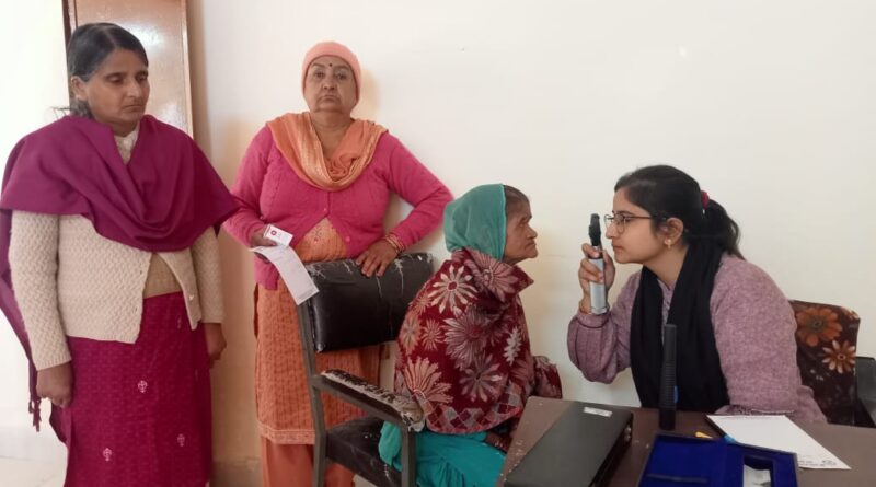 मुफ्त कैंप में 90 लोगों ने करवाई स्वास्थ्य जाँच….