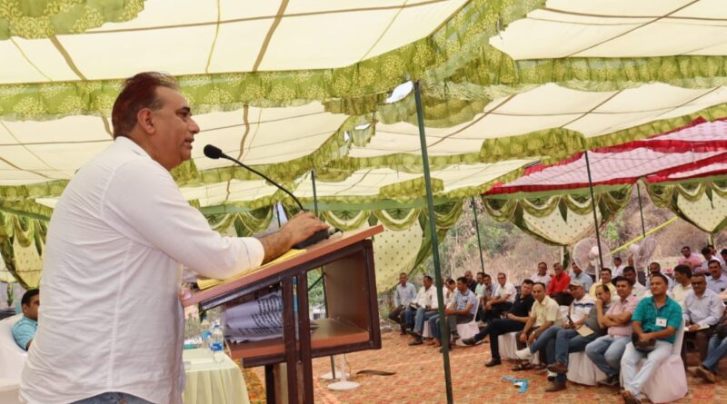 नाहन में मतदान पार्टियों को करवाया द्वितीय मतदान पूर्वभ्यास -सलीम आजम*