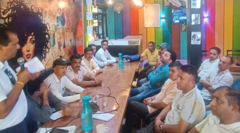 कपिल मोहन चुने गए अखिल भारतीय राष्ट्रीय शैक्षिक महासंघ के जिला अध्यक्ष….