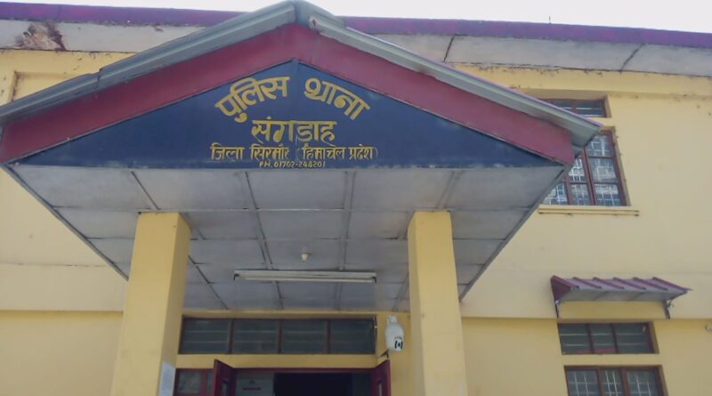 घाटों गांव में दरांट से हमले में घायल ग्रामीण Medical College नाहन रेफर