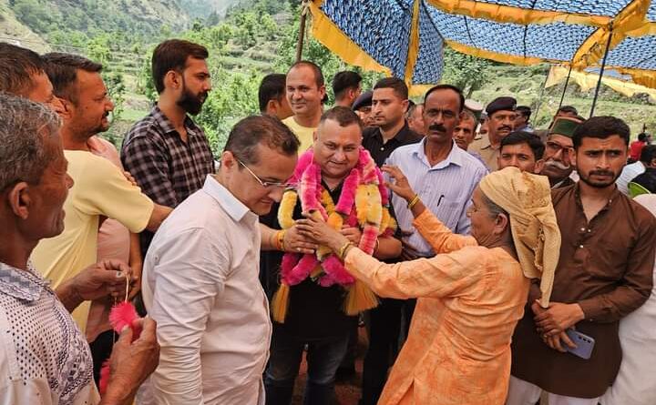 उपाध्यक्ष विधानसभा ने रेणुका विधान सभा क्षेत्र के द्राबिल में सुनी जनसमस्याएं