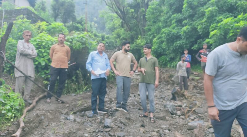 बादल फटने से एक व्यक्ति की दर्दनाक मौ#त….