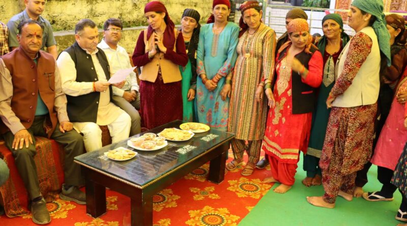विधान सभा उपाध्यक्ष ने गत्ताधार में सुनी जन समस्याएं