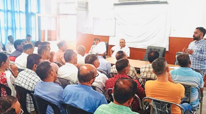 बेहतरीन शुरुआत….अध्यापकों को दी गई बच्चों के स्वास्थ्य सम्बन्धी जानकारियां….भगत 