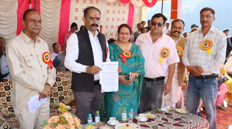 खेल मैदान युवा शक्ति की ऊर्जा को सही दिशा प्रदान करने का उपयुक्त मंच -अनिरुद्ध सिंह