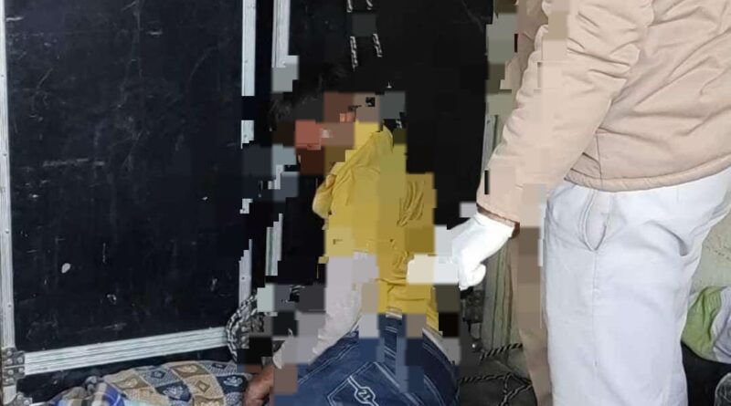 संदिग्ध परिस्थितियों में व्यक्ति की मौत…डीजे बॉक्स से लटका मिला शव….