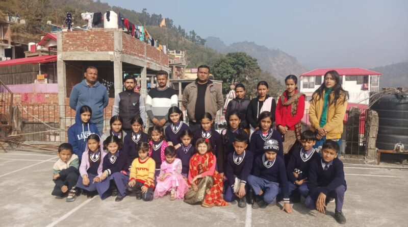 DAVN. पब्लिक स्कूल ने मनाया विश्व हिंदी दिवस…सुहानी रही प्रथम….
