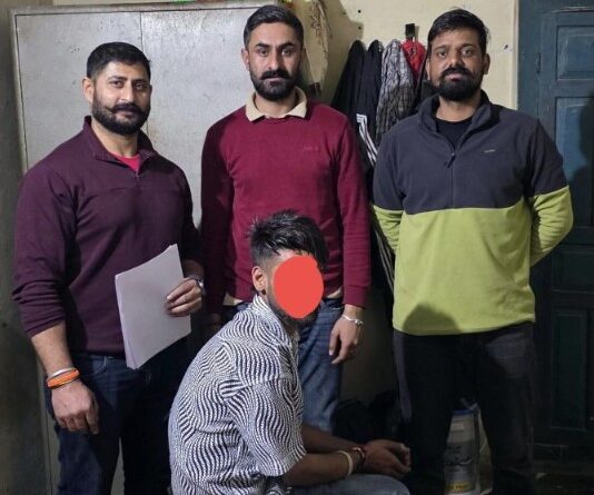 SIU टीम ने गश्त के दौरान एक युवक के कमरे से 5.8 ग्राम चिट्टा बरामद किया….