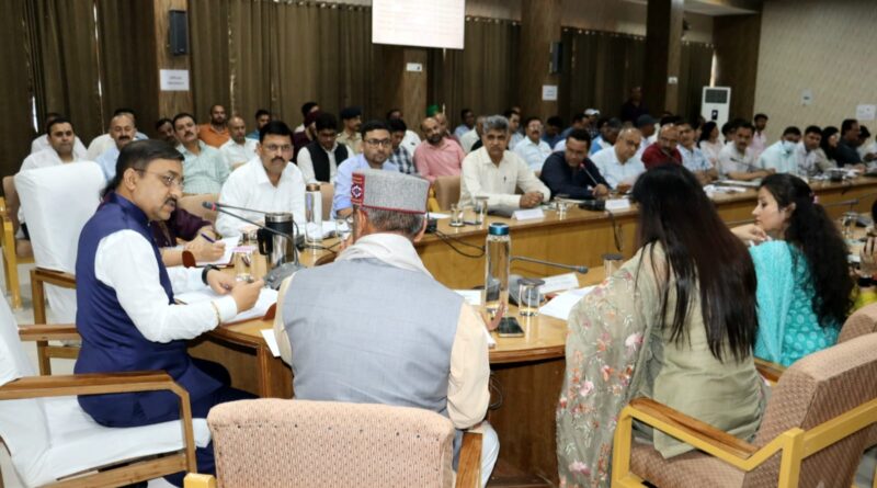 सुरेश कश्यप की अध्यक्षता में जिला विकास समन्वय एवं निगरानी समिति की बैठक…
