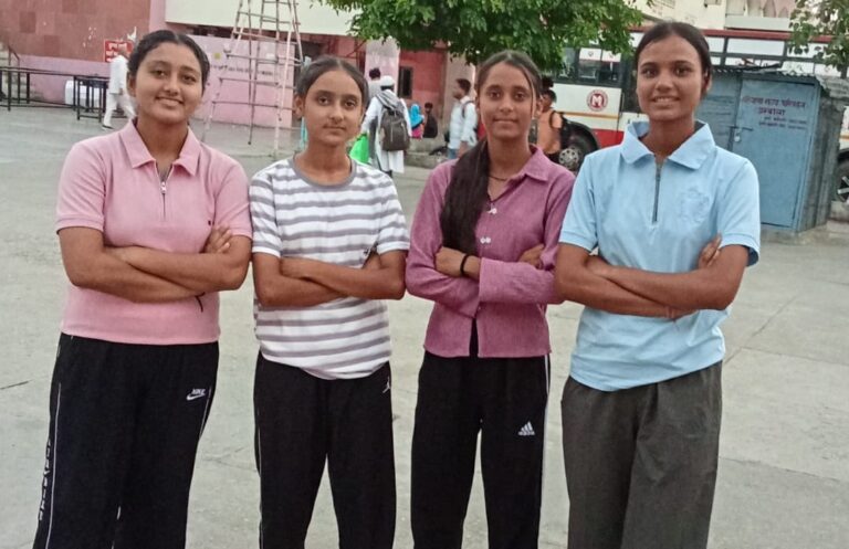 रूबी, स्नेहा, जोया, महक करेंगी बिहार मे हैंडबॉल मे हिमाचल का प्रतिनिधित्व*