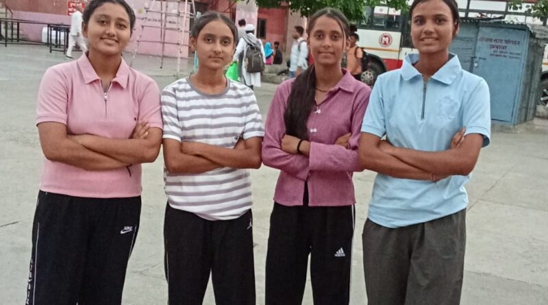 रूबी, स्नेहा, जोया, महक करेंगी बिहार मे हैंडबॉल मे हिमाचल का प्रतिनिधित्व*